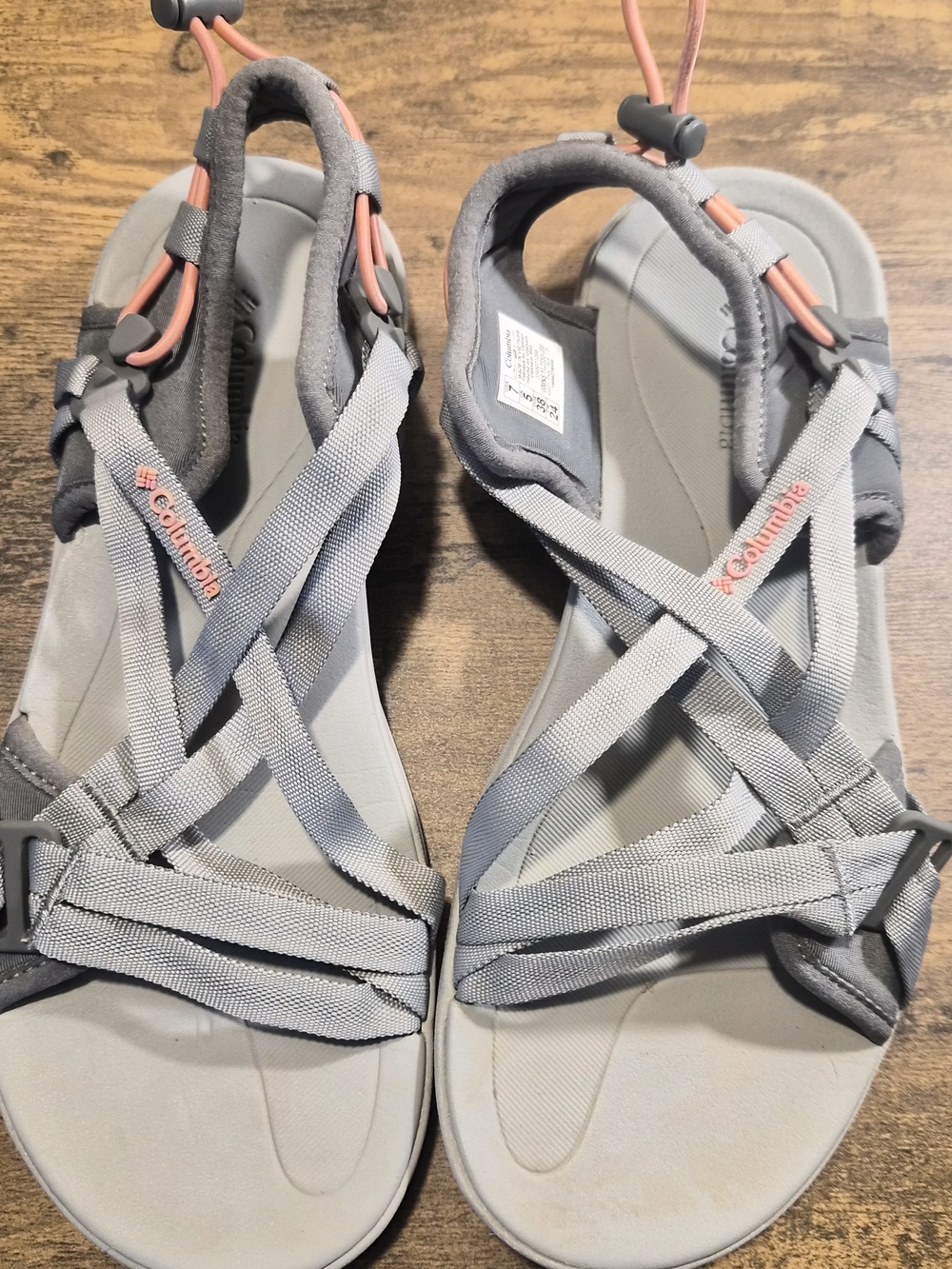 Columbia Women's Light Gray Strappy Outdoor Sandals with Coral Accents